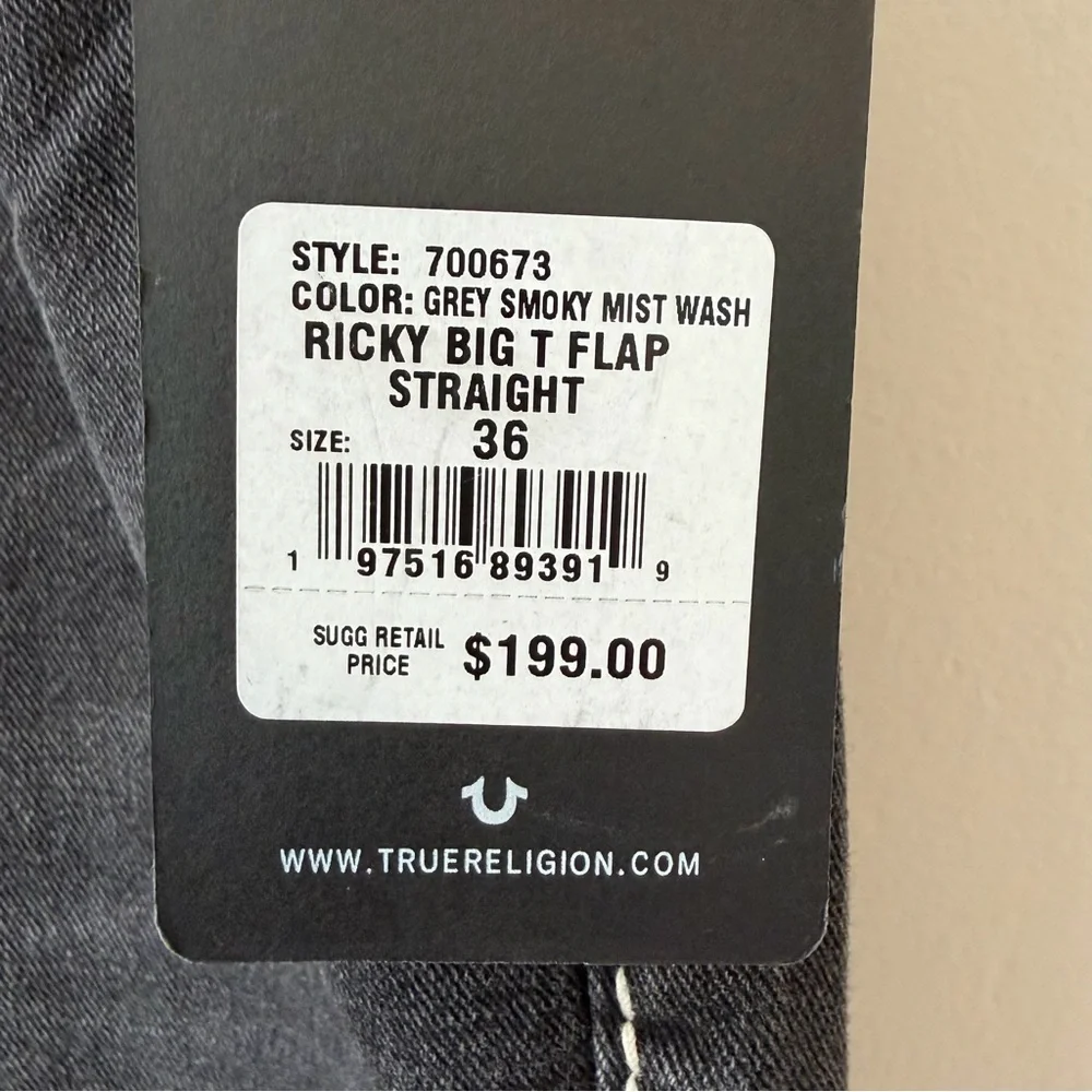NWT Men's True Religion Grey Smoky Mist Jeans - Ricky, Relaxed Straight, W36 L34